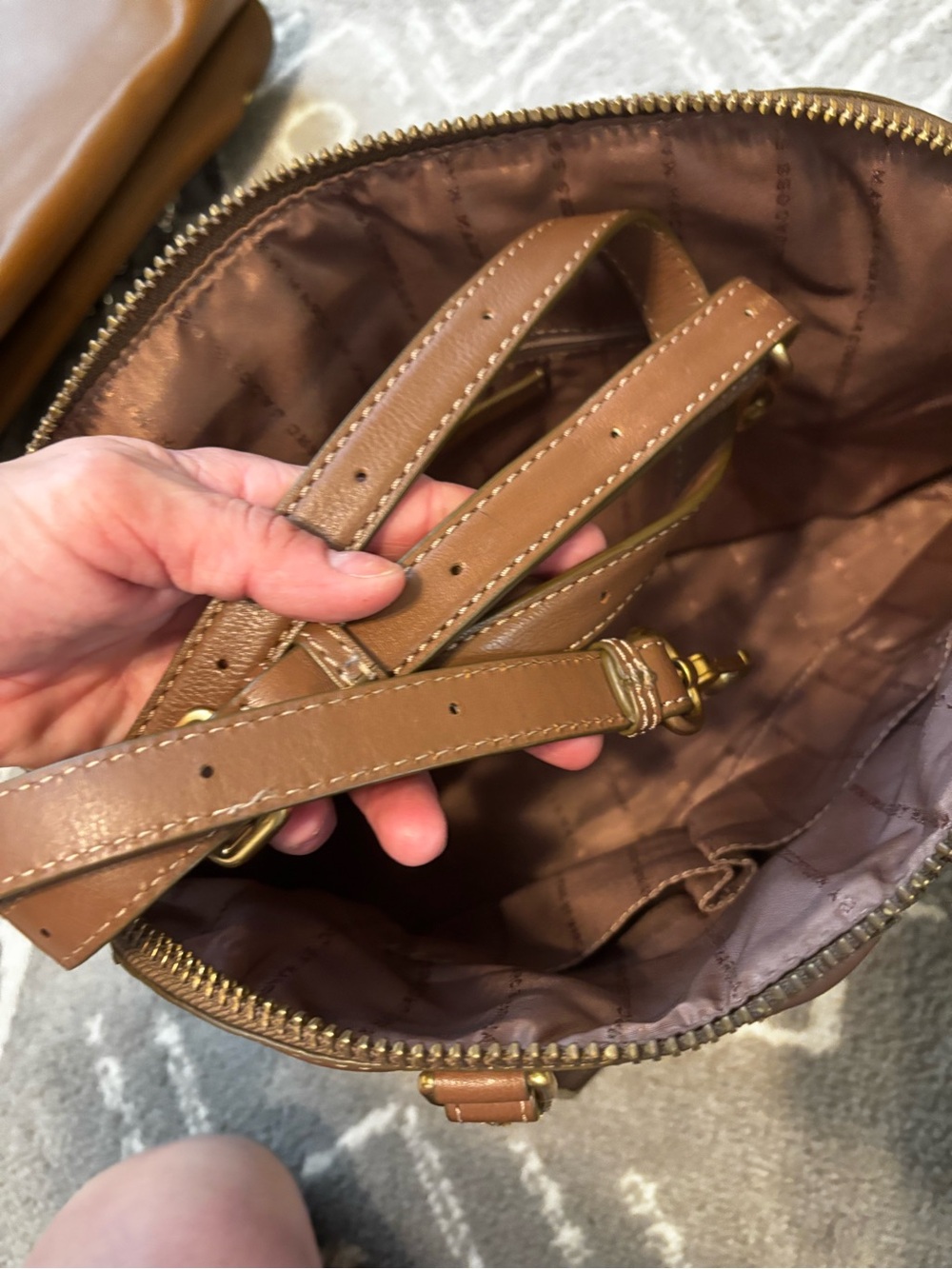 Marc by Marc Jacobs Globetrotter Calamity Rei Bag - Picture 5 of 5
